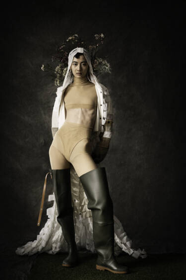 Fashion photographer Ava Pivot's fashion shoot for Luxiders magazine, a sustainable fashion magazine. Shot on Z 9, Ava Pivot speaks to Nikon magazine about her three bodies.